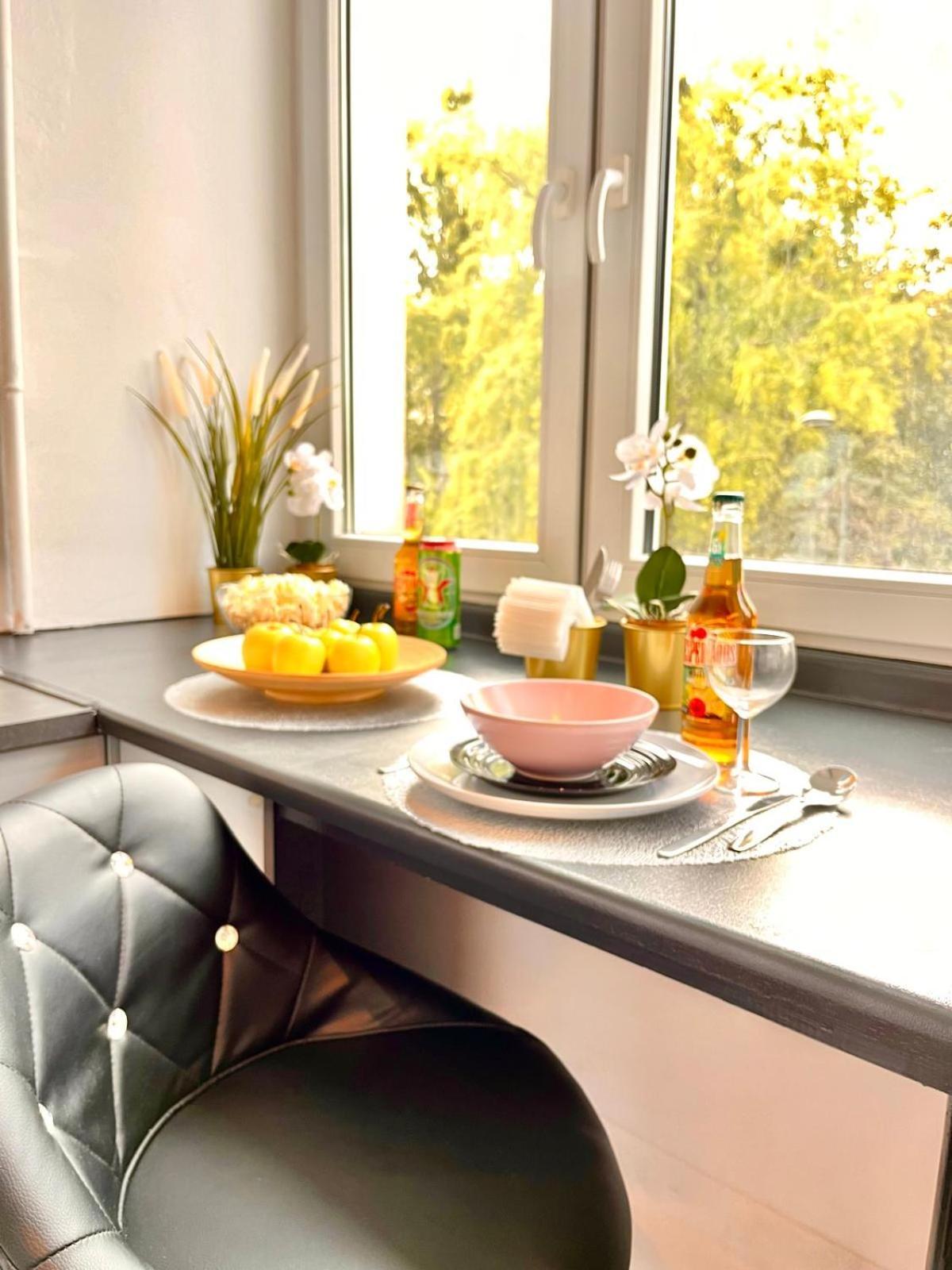 Petit 1 Bed Room Condo Warszawa Center المظهر الخارجي الصورة