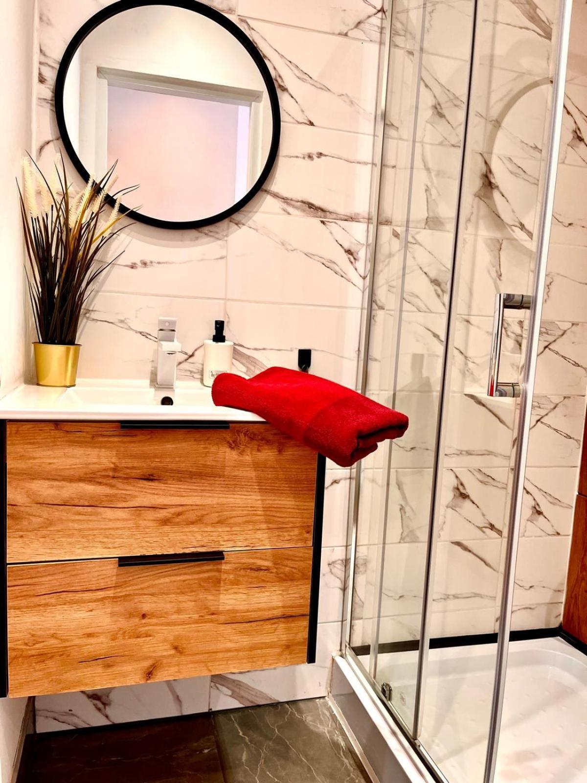 Petit 1 Bed Room Condo Warszawa Center المظهر الخارجي الصورة